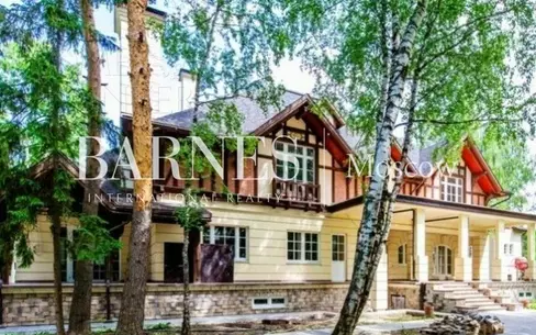 2-этажный коттедж 1 200 м² с отделкой