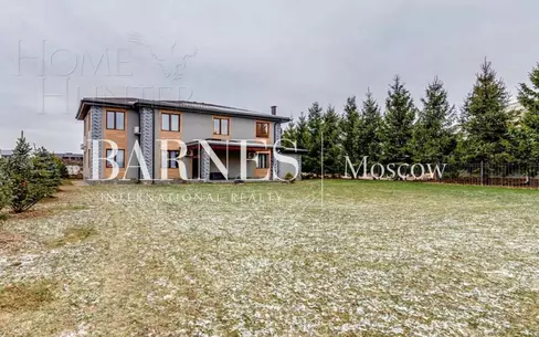 2-этажный коттедж 305 м² с отделкой