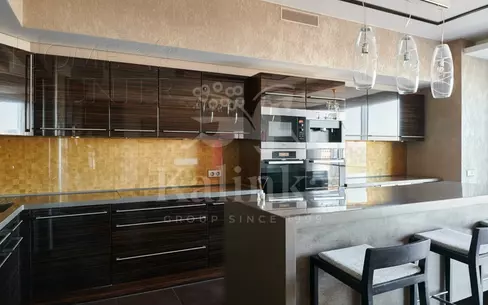 5-КОМН. КВАРТИРА С ОТДЕЛКОЙ 212 М² НА 27 ЭТАЖЕ