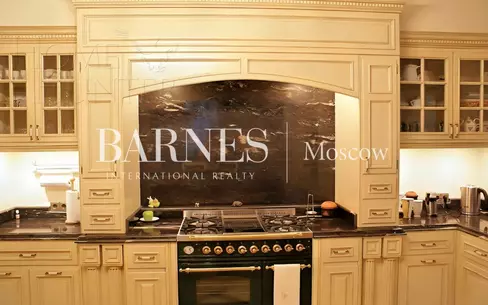 2-этажный коттедж 822 м² с отделкой