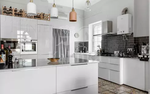 3-КОМН. КВАРТИРА С ОТДЕЛКОЙ 163 М² НА 5 ЭТАЖЕ