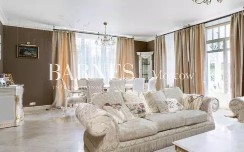 2-этажный коттедж 420 м² с отделкой