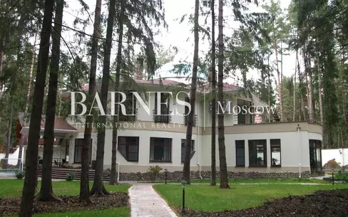 2-этажный коттедж 850 м² с отделкой