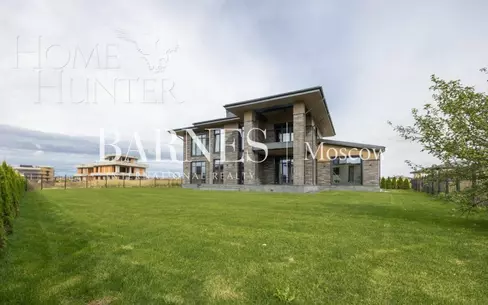 2-этажный коттедж 460 м² без отделки