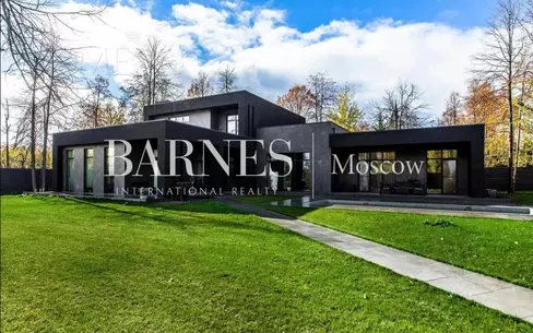 2-этажный коттедж 450 м² с отделкой