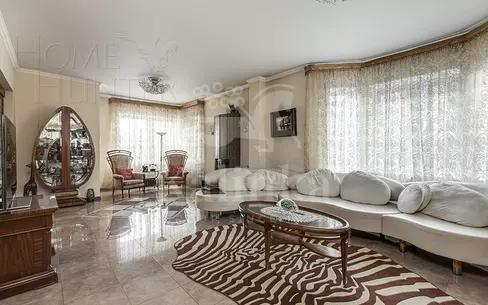 2-этажный коттедж 300 м² с отделкой