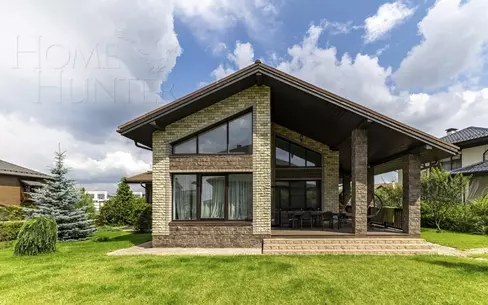 2-этажный коттедж 300 м² с отделкой