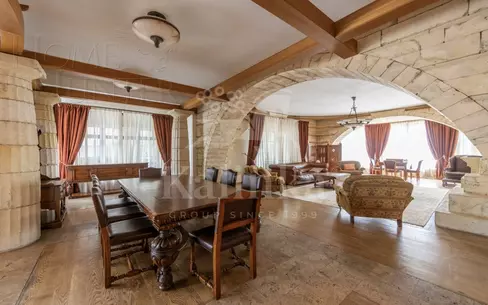 2-этажный коттедж 720 м² с отделкой