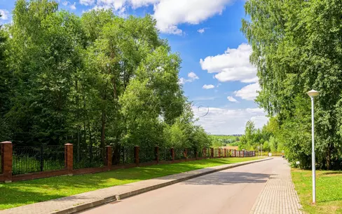 Участок 43.7 сот. в охраняемом поселке