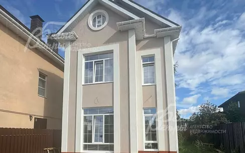 3-этажный коттедж 148 м² с отделкой