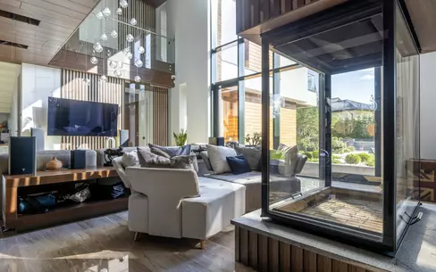 3-этажный коттедж 550 м² с отделкой