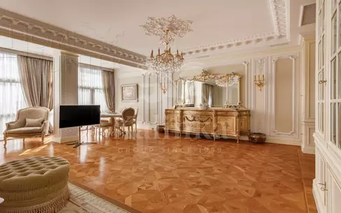 4-КОМН. КВАРТИРА С ОТДЕЛКОЙ 190 М² НА 3 ЭТАЖЕ