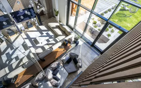 2-этажный коттедж 550 м² с отделкой