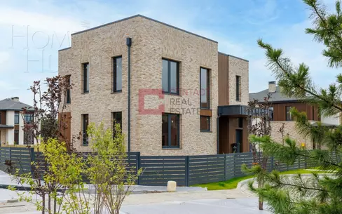 2-этажный коттедж 283 м² без отделки