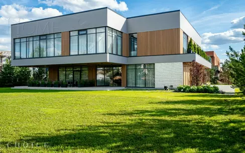 2-этажный коттедж 730 м² с отделкой