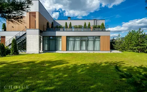 2-этажный коттедж 730 м² с отделкой