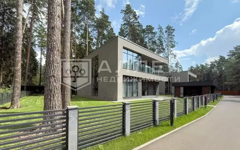 2-этажный коттедж 380 м² с отделкой