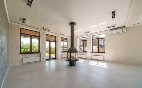 2-этажный коттедж 400 м² с отделкой