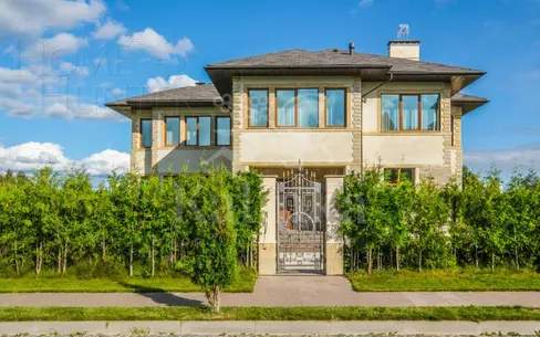 2-этажный коттедж 438 м² с отделкой