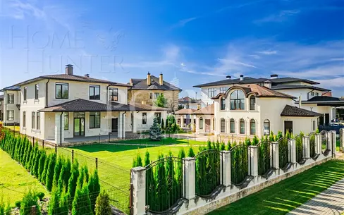 2-этажный коттедж 400 м² с отделкой