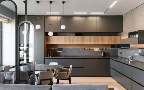 3-КОМН. КВАРТИРА С ОТДЕЛКОЙ 107 М² НА 15 ЭТАЖЕ
