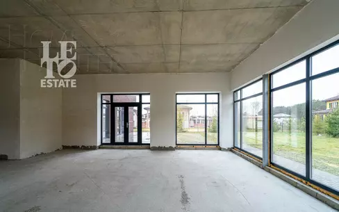 1-этажный коттедж 250 м² без отделки