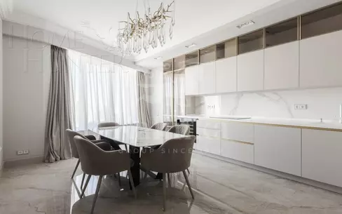 5-КОМН. КВАРТИРА С ОТДЕЛКОЙ 196.5 М² НА 26 ЭТАЖЕ