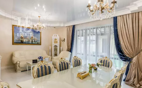 2-этажный таунхаус 251.7 м² с отделкой