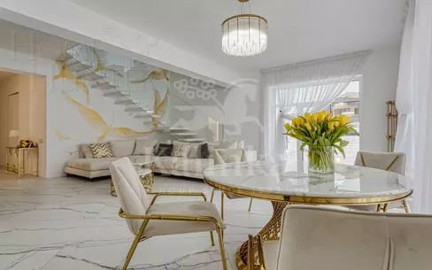2-этажный коттедж 250 м² с отделкой