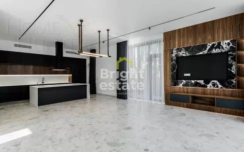 3-этажный коттедж 650 м² с отделкой