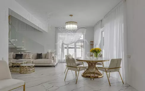 2-этажный коттедж 250 м² с отделкой