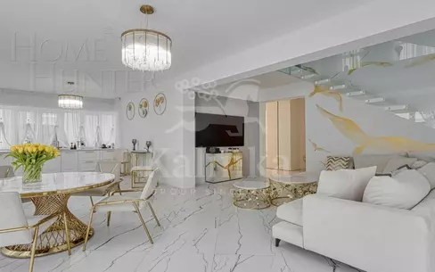 2-этажный коттедж 250 м² с отделкой