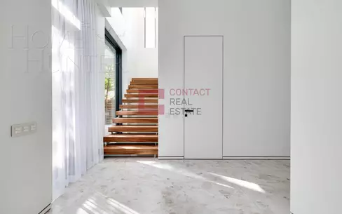 2-этажный коттедж 650 м² с отделкой