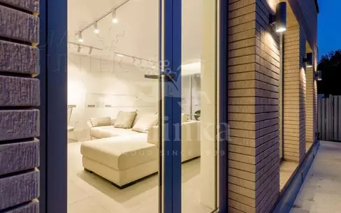 1-этажный коттедж 250 м² с отделкой