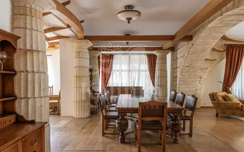 2-этажный коттедж 720 м² с отделкой