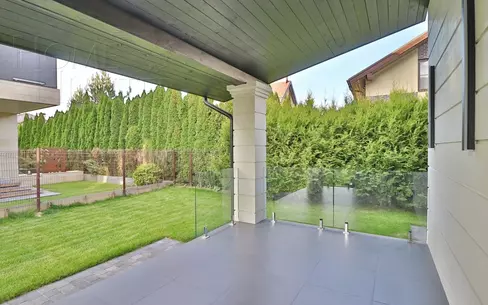2-этажный коттедж 240 м² с отделкой