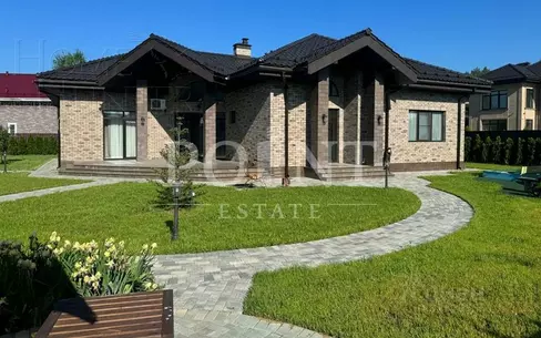 2-этажный коттедж 325 м² с отделкой