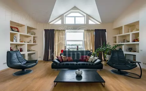 2-этажный коттедж 2 500 м² с отделкой
