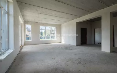 2-этажный коттедж 273 м² без отделки