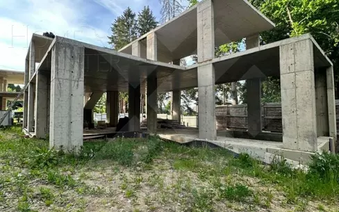 2-этажный коттедж 500 м² без отделки