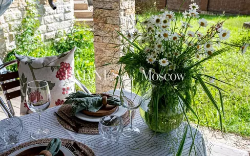 2-этажный коттедж 635.2 м² без отделки