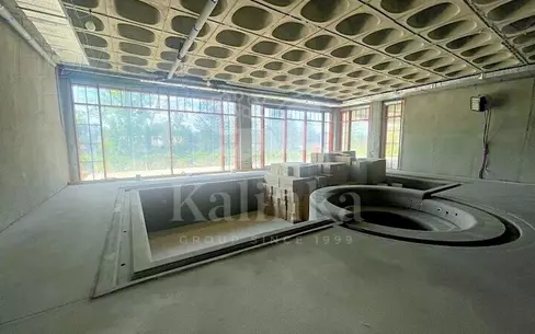 КОТТЕДЖ 3 600 м² без отделки