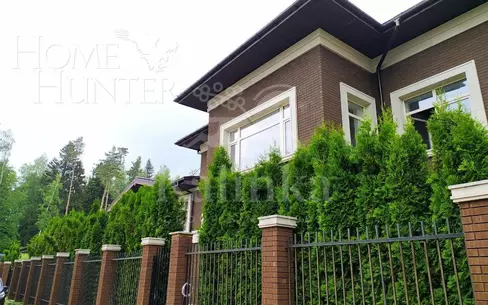 2-этажный коттедж 650 м² без отделки