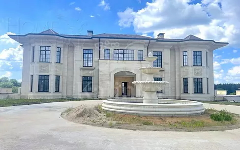 КОТТЕДЖ 3 600 м² без отделки