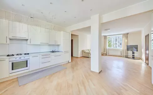 5-КОМН. КВАРТИРА С ОТДЕЛКОЙ 121 М² НА 4 ЭТАЖЕ