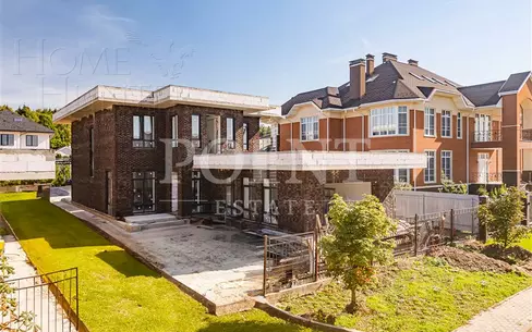 2-этажный коттедж 340 м² без отделки