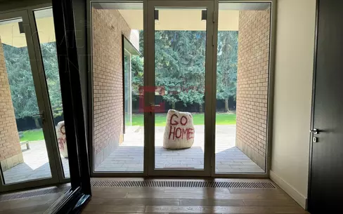 2-этажный коттедж 1 200 м² с отделкой