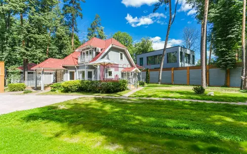 2-этажный коттедж 207.8 м² с отделкой