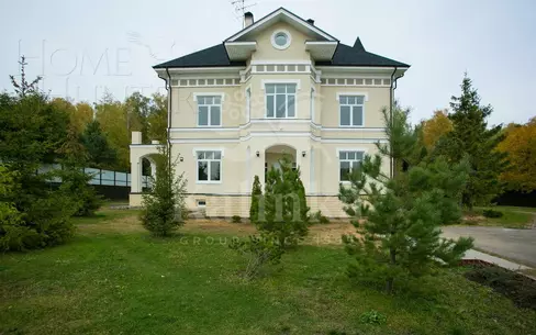 2-этажный коттедж 800 м² с отделкой