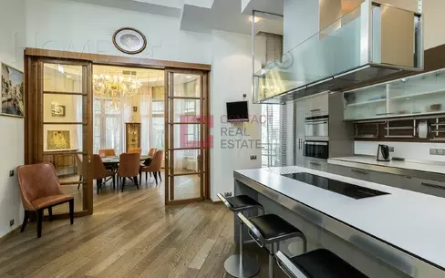 2-этажный коттедж 850 м² с отделкой